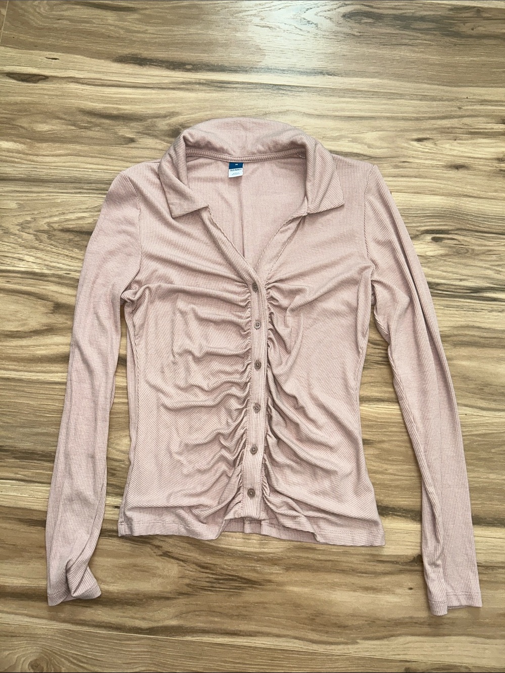 Old Navy Dusty Rose Ruched Button-Front Long Sleeve Top
